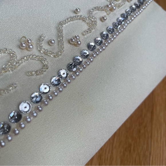 Vintage Bridal Clutch Handbag Ivory Beaded Rhinestone Something Old Purse - Picture 6 of 9
